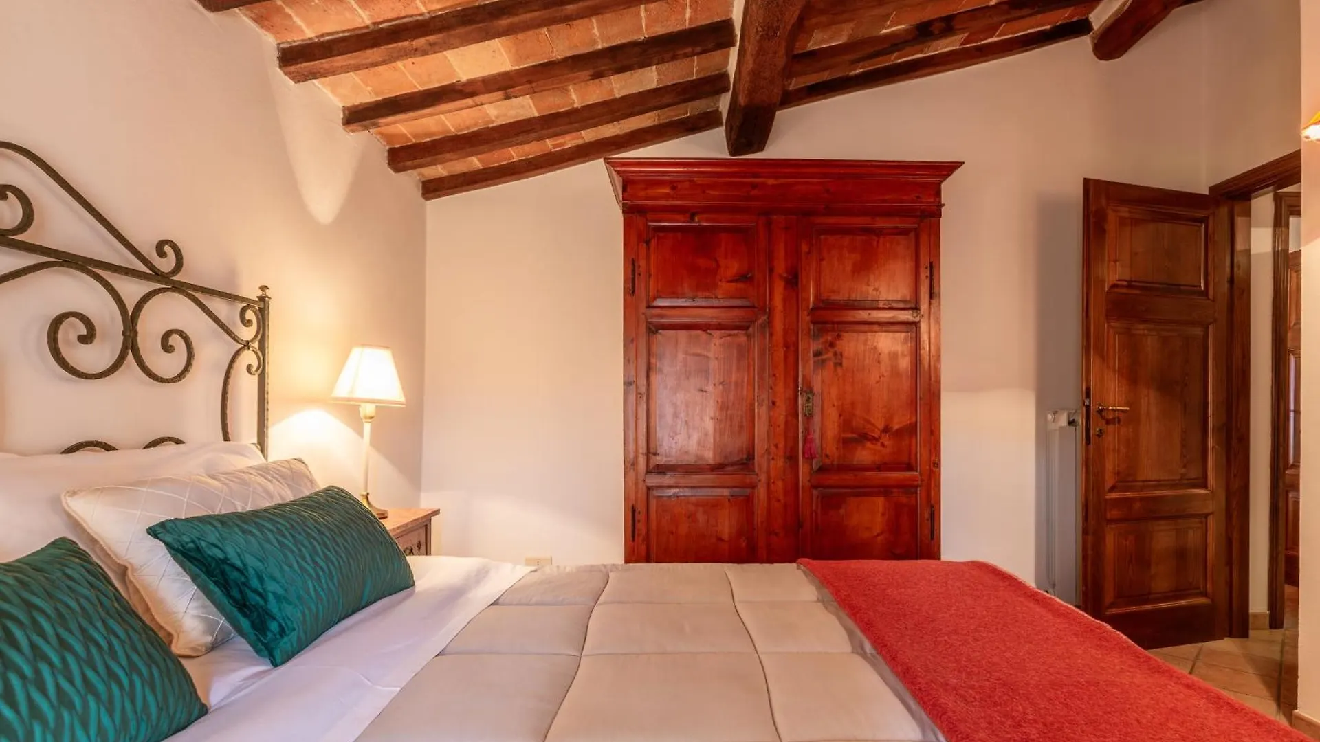 Holiday home Civico68 Villa Le Piazze Italy