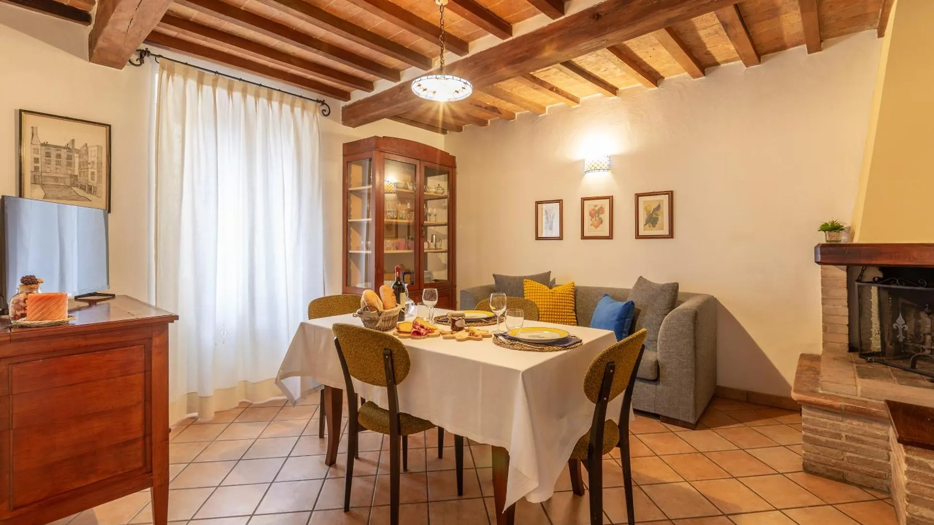 Holiday home Civico68 Villa Le Piazze Italy